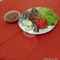 Ikan Nila Goreng Sambal Tuktuk