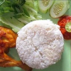 Nasi Putih Tawar Ayam Goreng