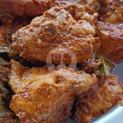 Nasi Padang Ayam Rendang