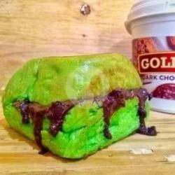 Roti Kuro Rasa Choco Cruncy/tiramisu Crunchy/greentea(pilih Rasa Atau Bisa Di Mix) Bisa Di Kukus Atau Di Bakar)