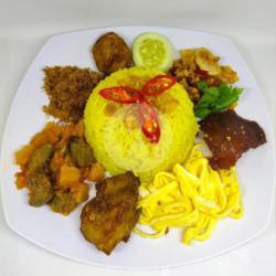 Nasi Kuning Tempo Dulu