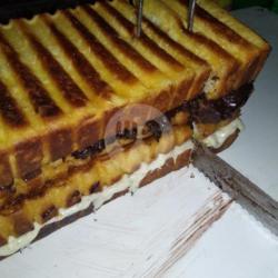 Choco Crunchy   Tiramisu (big Toast)