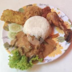 Nasi Gado Ayam