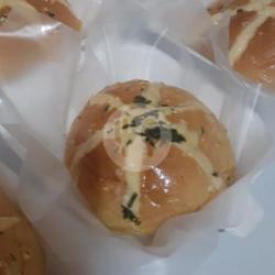 Korean Garlic Chesee Bread