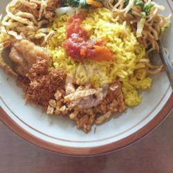 Nasi Kuning Campur Sepesial