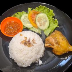 Nasi   Ayam Goreng   Lalap Sambal