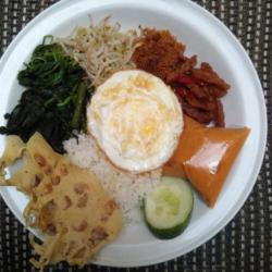 Nasi Pecel Telor Goreng