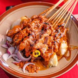 Sate Ayam Murni   Lontong