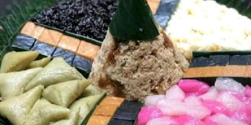 Getuk Campur Dan Kue Lupis/Lopis, Pesanggrahan