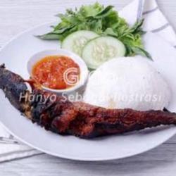 Nasi Lele Panggang