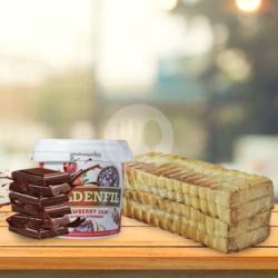 Kombinasi Coklat   Strawberry