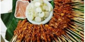 Sate Bang Dahri, Ayam & Kambing Depan Apotek Ciremai, Siliwangi
