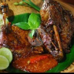 Bebek Bakar   Sambel Lalap