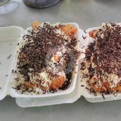 Pisang Coklat Meses