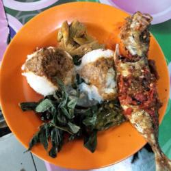 Nasi Kembung Goreng Balado