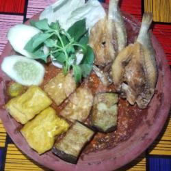 Ikan Asin Penyet Tanpa Nasi