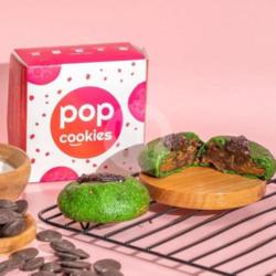 Plant Based Mint Chocolate Soft Cookies