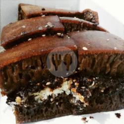 Terang Bulan Double Keju Blackforest