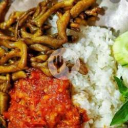 Nasi Usus Sambal Bawang