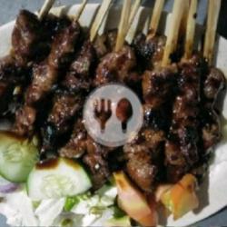 Sate Daging Kambing 1 1/2 Porsi ( Isi 15 Tusuk)