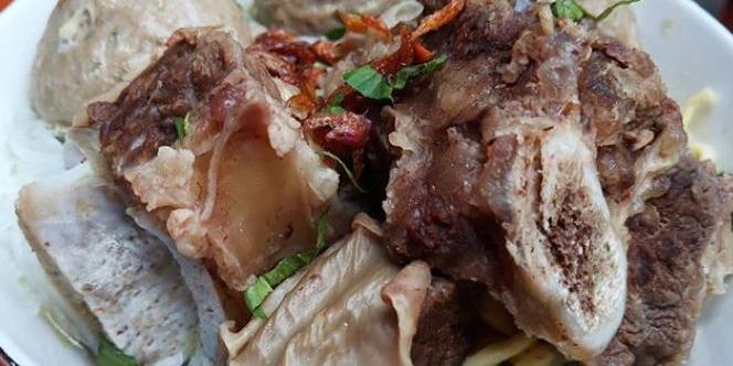 Bakso Balungan Pak Granat, Sinduharjo