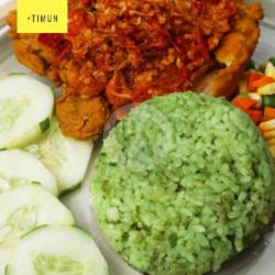 Nasi Sego Goreng Ijo Ayam Geprek Sambal Bawang