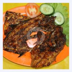 Ikan Kuwe Bakar Kecap ( 3 Ons )