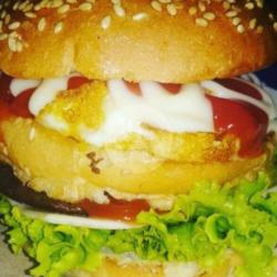 Burger Beef Cheese Telur Dadar Super Jumbo