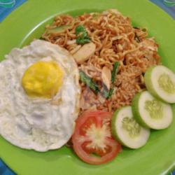 Nagomi (nasi Goreng Mie) Telur Ayam Baso