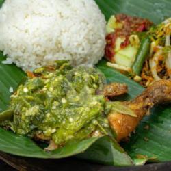 Ayam Penyet Negeri Nasi