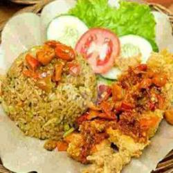 Nasi Goreng Sosis Special Ayam Geprek