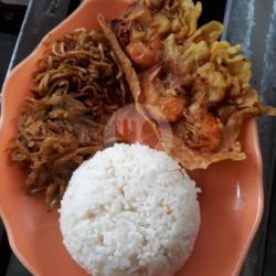 Nasi Oseng Kates Peyek Udang