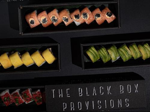 The Black Box Provisions Sushi & Ramen, Berawa