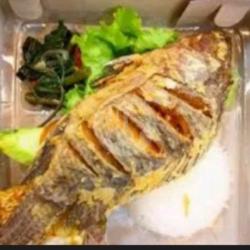 Ikan Gurame Goreng Original