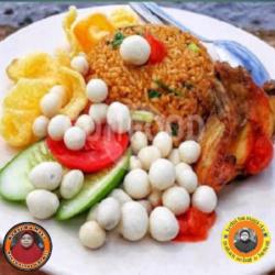 Nasi Goreng Sukro Plus Ayam Goreng