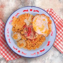 Indomie Goreng Topping Dimsum   Telur