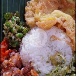 Dadar Bleddaaarr Cumi Ijo