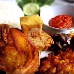 Nasi Ayam Hati Ampela