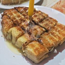 Roti Bakar Kacang Coklat