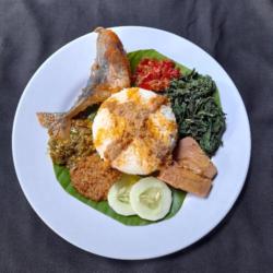 Nasi Ikan Tuna Asam Pedas Komplit