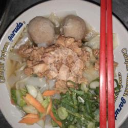 Kwetiau Rebus   Pangsit   Bakso