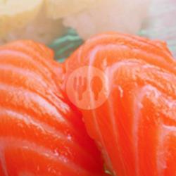 Nigiri Salmon