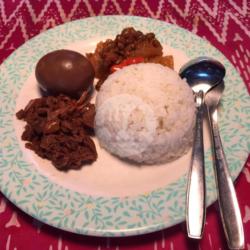 Nasi Gudeg Telur