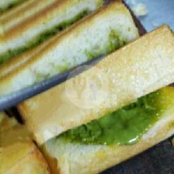 Roti Bakar Srikaya Pandan