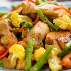 Ayam Kunyit Spesial