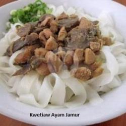 Kwetiaw Ayam Jamur