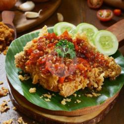 Nasi Ayam Geprek Cryspy Sambal Pedas Manis Es Teh