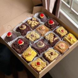 1 Box Kue Jadul Isi 16 Pcs