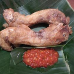 Kepala Ayam Goreng / Bacem