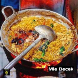 Mie Becek Telur